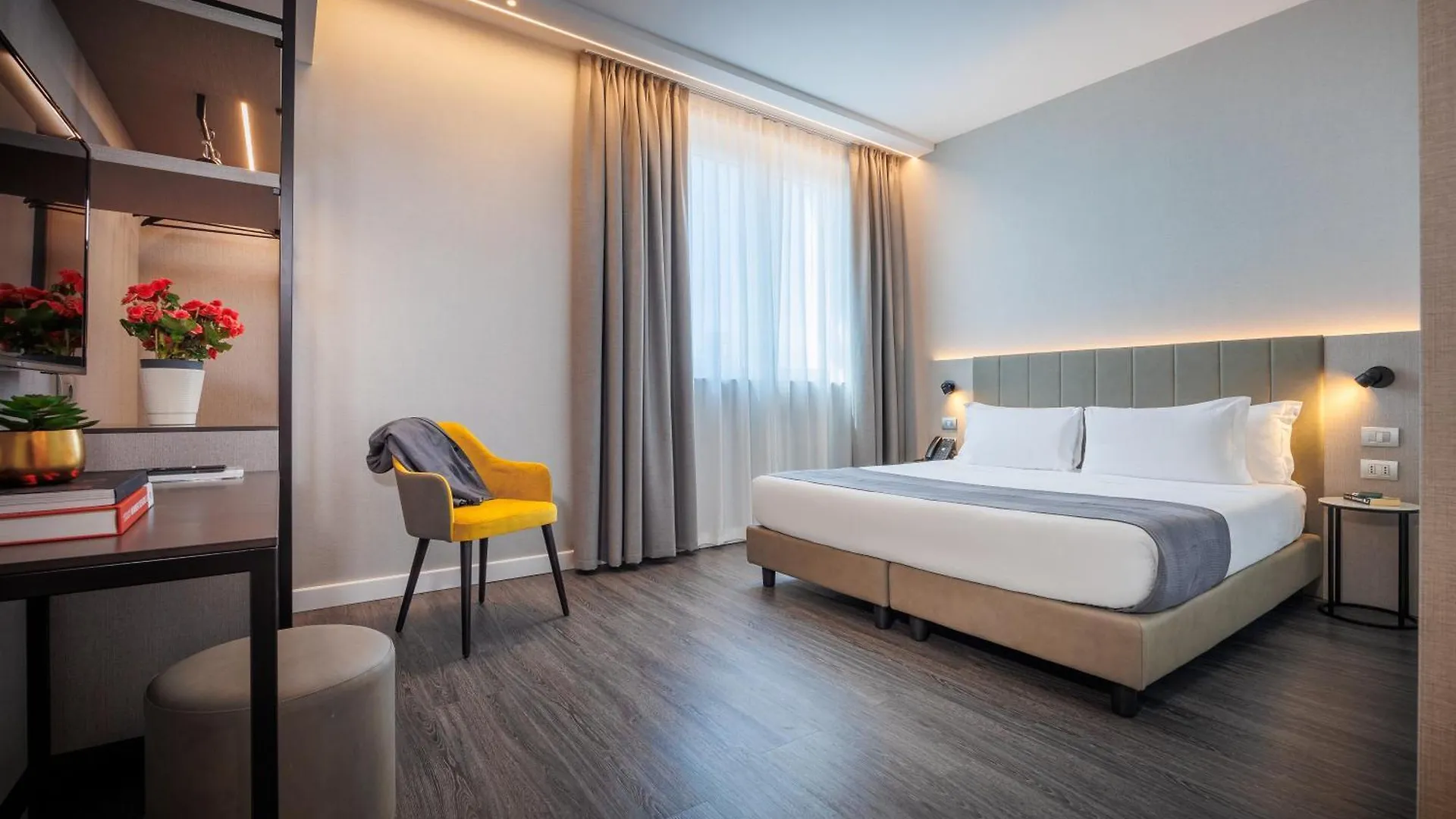 Ih Hotels Milano Centrale 4*, ميلان إيطاليا