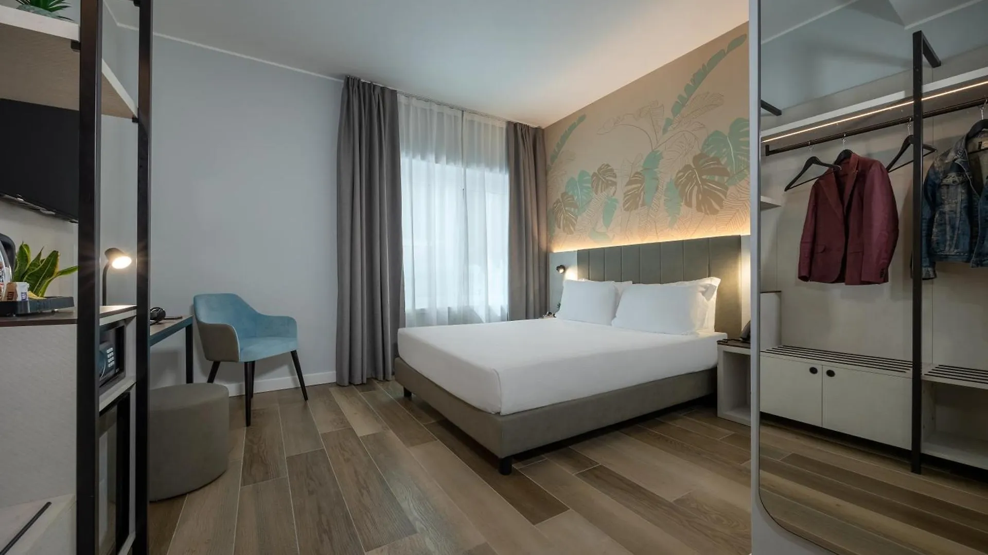 Ih Hotels Milano Centrale 4*, ميلان